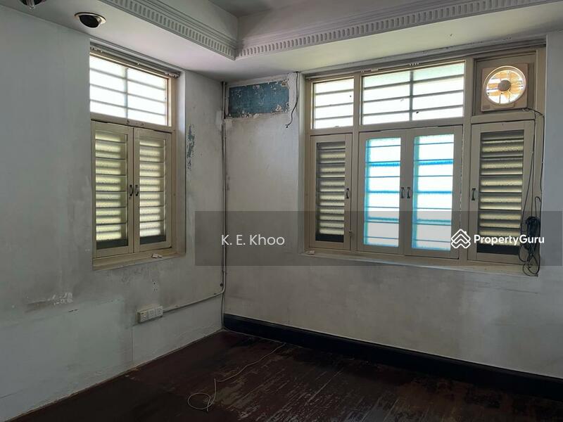 For Rent - Double Storey Bungalow along Jalan Ayer Itam for rent