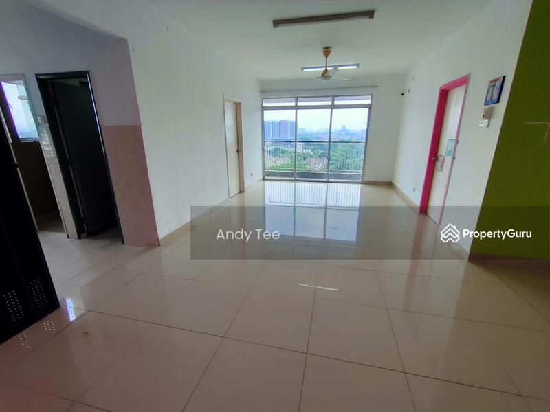 Very Spacious Living and Dining Areas
