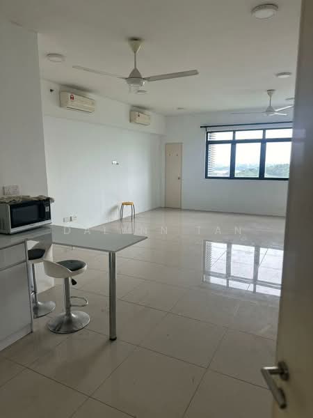 Pangsapuri untuk Disewa di Menara Geno - Dalynn Tan - Living Room - PropertyGuru.com.my