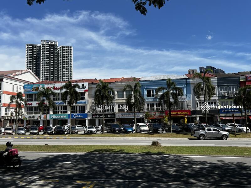 For Rent - Shop at Taman Desa