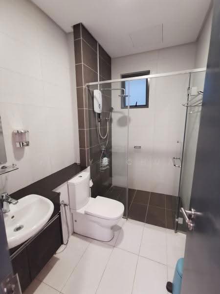 Service Residence for Rent at Da Men - Jeslyn Chua - Bathroom - PropertyGuru.com.my