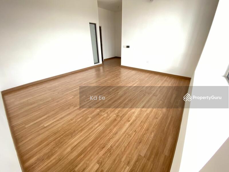 For Sale - Elmina Green Five