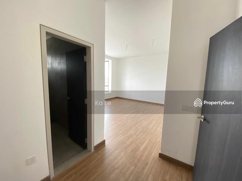 For Sale - Elmina Green Five