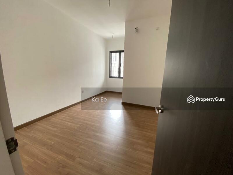 For Sale - Elmina Green Five