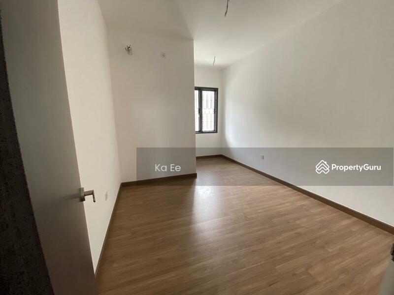 For Sale - Elmina Green Five