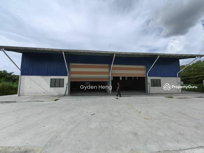 For Sale - Warehouse at Pekan Nanas