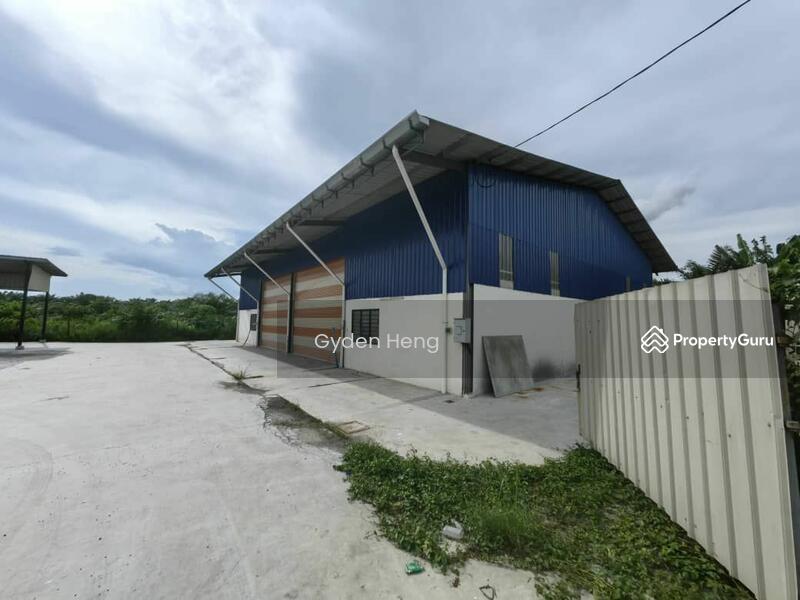 For Sale - Warehouse at Pekan Nanas