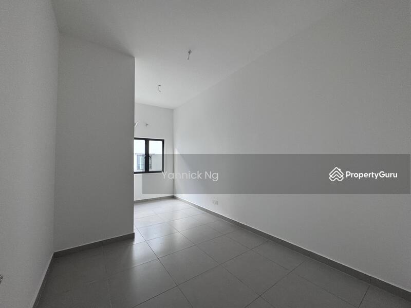 3-storey Terraced House for Sale in Batu 9 (Cheras) - Yannick Ng - PropertyGuru.com.my