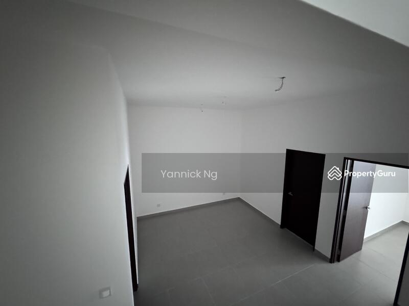 3-storey Terraced House for Sale in Batu 9 (Cheras) - Yannick Ng - PropertyGuru.com.my