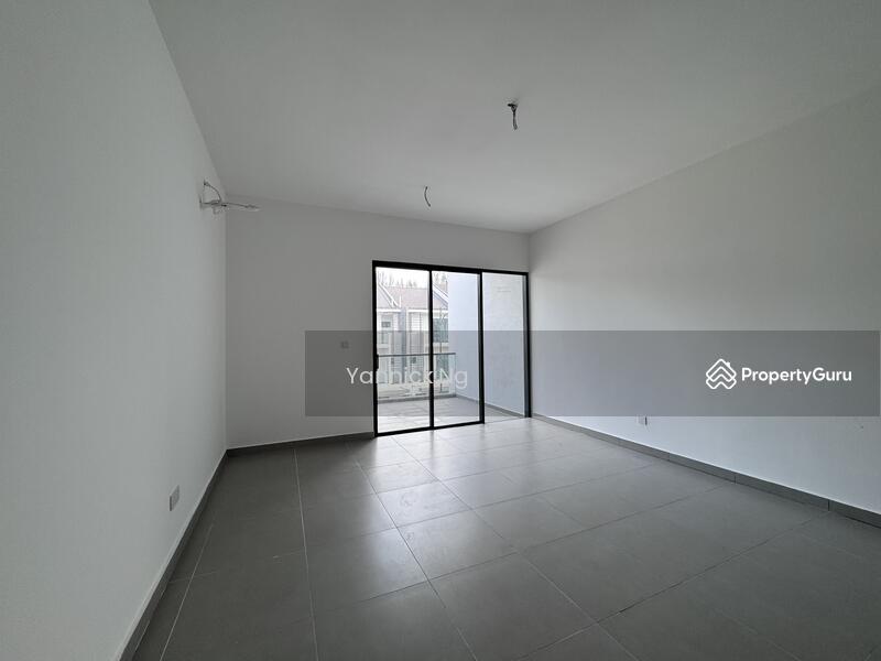 3-storey Terraced House for Sale in Batu 9 (Cheras) - Yannick Ng - PropertyGuru.com.my