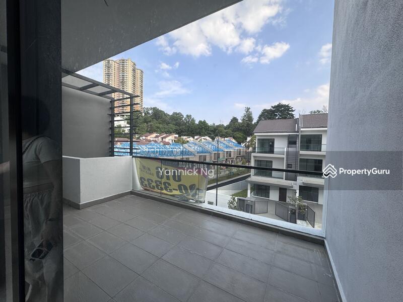 3-storey Terraced House for Sale in Batu 9 (Cheras) - Yannick Ng - PropertyGuru.com.my