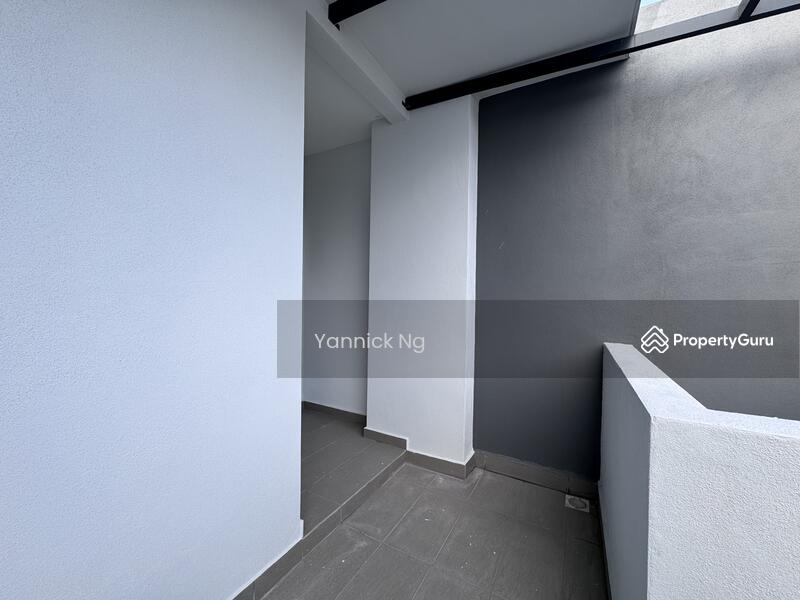 3-storey Terraced House for Sale in Batu 9 (Cheras) - Yannick Ng - PropertyGuru.com.my