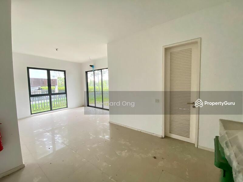 3-storey Terraced House for Sale in Tamansari (Rawang) - Bernard Ong - PropertyGuru.com.my