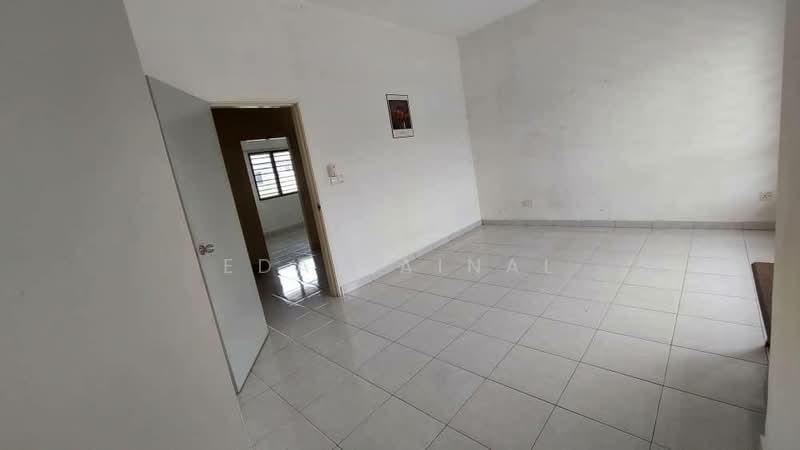 2-storey Terraced House for Sale in Saujana Utama (Puncak Alam) - Eda Zainal - PropertyGuru.com.my