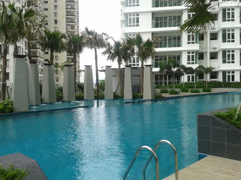 Kondominium untuk Disewa di Sri Putramas III / Royal Regent - Kayden Fong - Pool - PropertyGuru.com.my