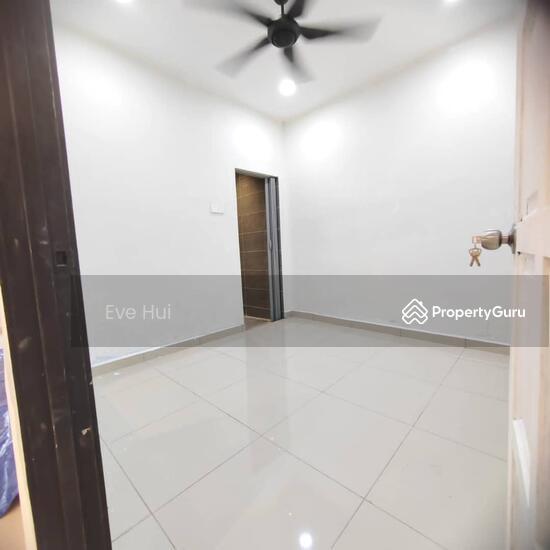 Jalan Perubatan 10 Taman University Single Storey Terrace House, Taman