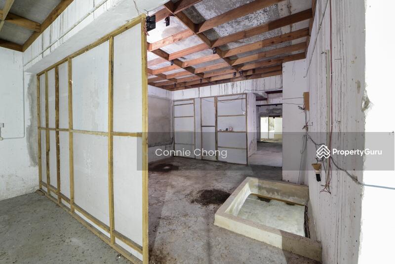 For Sale - Below Market 22x80 Double Storey Shop @ Tmn Jayamas, Templer