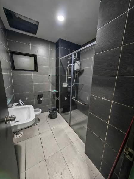 Condominium for Rent at The Henge - Elaine Lian - Bathroom - PropertyGuru.com.my