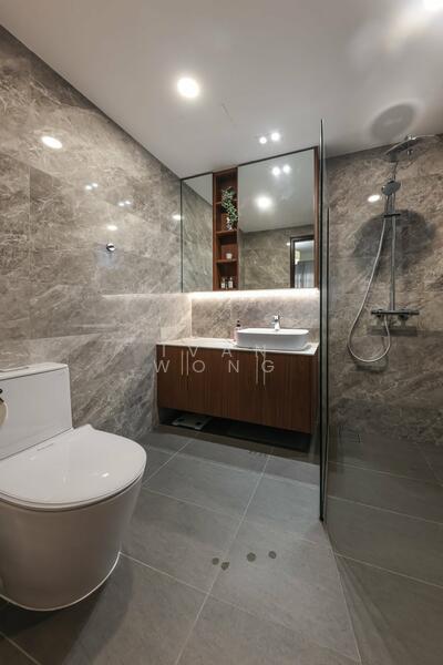 For Sale - 3 min Walk to KLCC | 700K Only | High ROI Investment | Fully Furnish | MRT