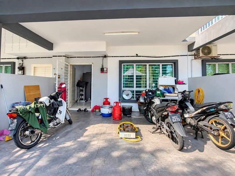 2-storey Terraced House for Sale in Semenyih (Selangor) - SYAFIQ ZIN - Exterior - PropertyGuru.com.my