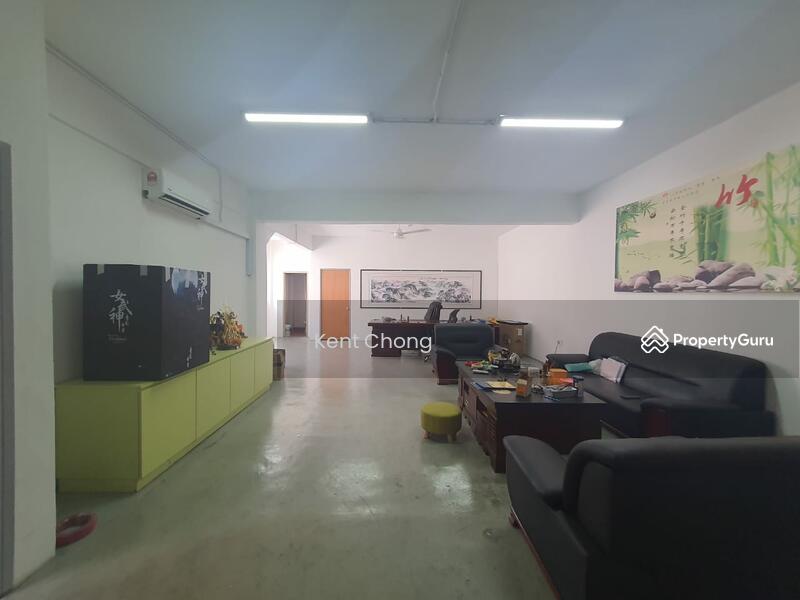 For Sale - RETAIL SHOP & OFFICE