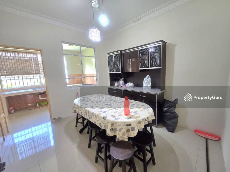Uni Garden Samarahan Double Storey Terrace Intermediate, Kota Samarahan, Sarawak, 4 Bedrooms