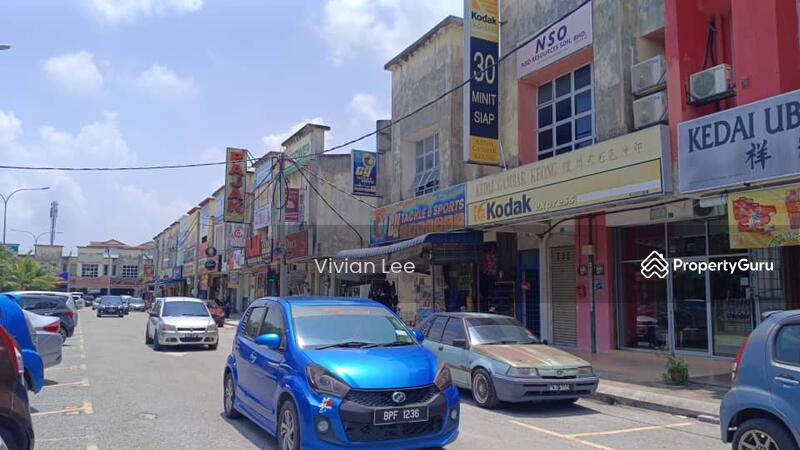 Untuk Dijual - Pusat Dagangan Deluxe,Jalan Deluxe