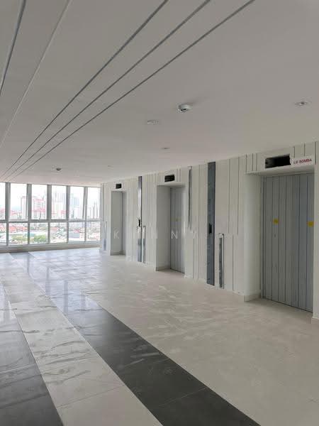 Kondominium untuk Dijual di d'Brightton - Kenny YL - Corridor - PropertyGuru.com.my