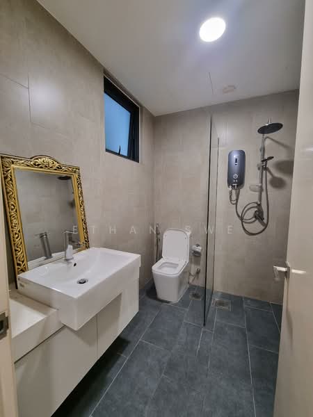 Servis Apartment untuk Dijual di East Parc @ Manjalara - Ethan Swe - Bathroom - PropertyGuru.com.my