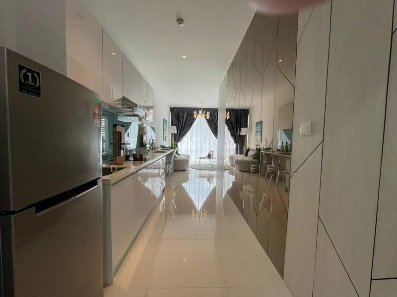 Kediaman Servis untuk Dijual di Twin Tower Residence - Darryl Kee - PropertyGuru.com.my