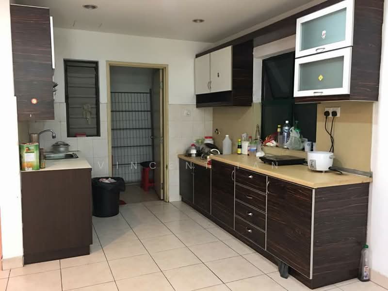 Condominium for Sale at 10 Semantan Suites - Vincent Tan - Kitchen - PropertyGuru.com.my