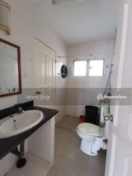 For Sale - 3 Sty House At Cangkat Ria, Batu Ferringhi Penang For Sale