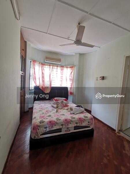 For Sale - 3 Sty House At Cangkat Ria, Batu Ferringhi Penang For Sale