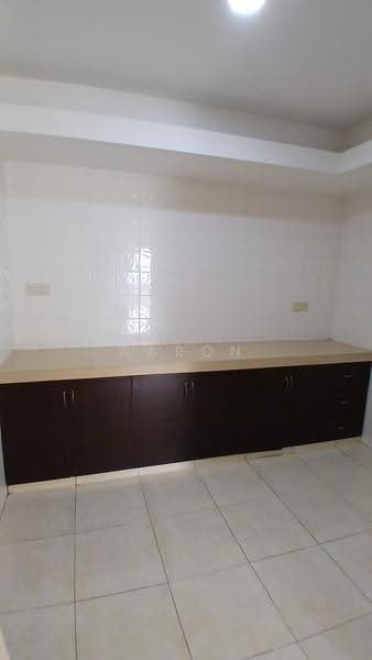 Condominium for Rent at Platinum Hill PV 3 - Aaron Ong - Kitchen - PropertyGuru.com.my