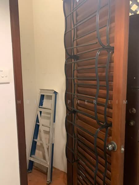 Kondominium untuk Dijual di Kampung Warisan - Christopher Lim - Entrance - PropertyGuru.com.my