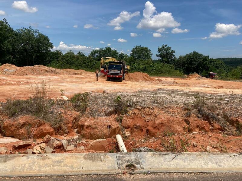 For Sale - Bungalow Lot for Sale in Mukim Labu Sepang Selangor