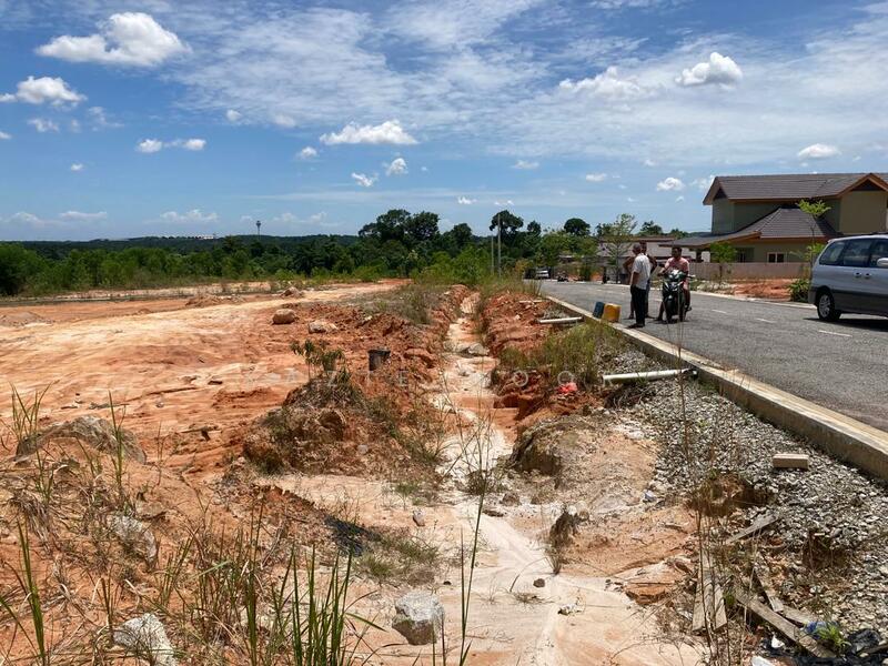 For Sale - Bungalow Lot for Sale in Mukim Labu Sepang Selangor