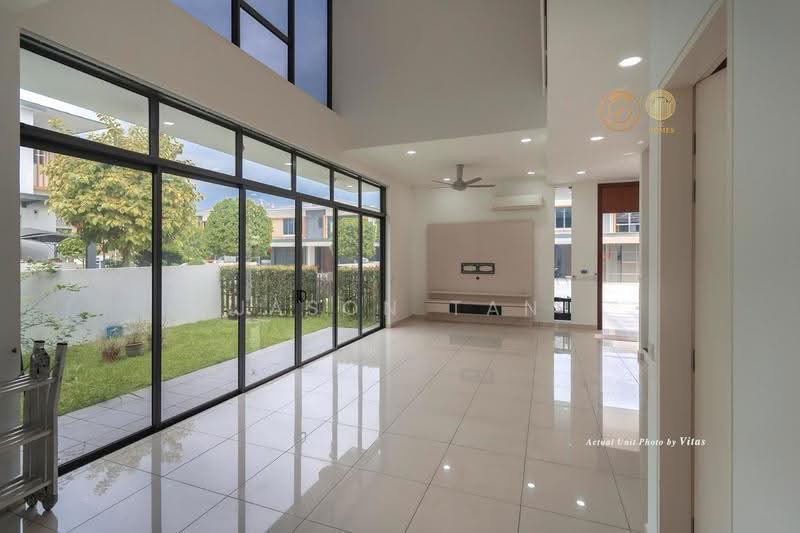 Semi-Detached House for Sale in Setia Alam (Selangor) - Jason Tan - Living Room - PropertyGuru.com.my