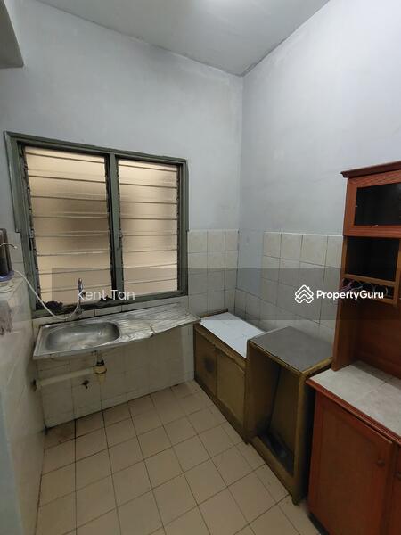 Apartment for Rent at Pangsapuri Putra Raya - Kent Tan - PropertyGuru.com.my