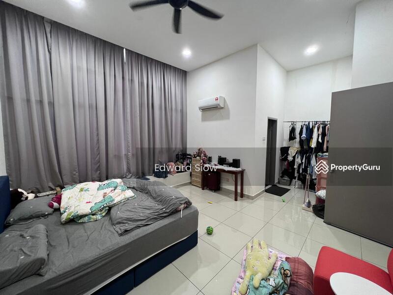 2-storey Terraced House for Sale in Austin (Johor Bahru) - Edward Siow - PropertyGuru.com.my
