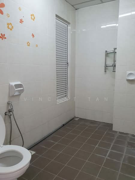 Kondominium untuk Dijual di Monte Bayu - Vincent Tan - Bathroom - PropertyGuru.com.my