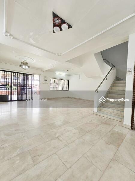 Double Storey House # Taman Johor Jaya @ Jalan Bakawali, Johor Jaya ...