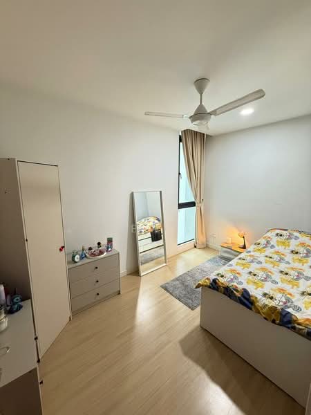 Service Residence for Sale at H2O Residences - Lew . - Bedroom - PropertyGuru.com.my