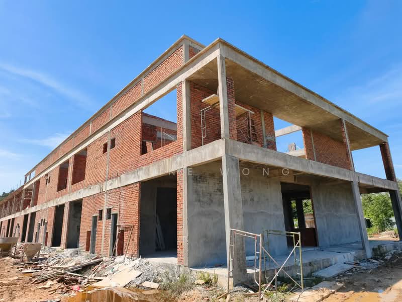 Kedai / Pejabat untuk Dijual di Tuaran (Sabah) - Elaine Wong - Exterior - PropertyGuru.com.my