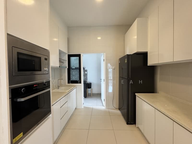 Kondominium untuk Disewa di Sky Condominium (Skyz Residence) - Evelyn Cheah - Kitchen - PropertyGuru.com.my
