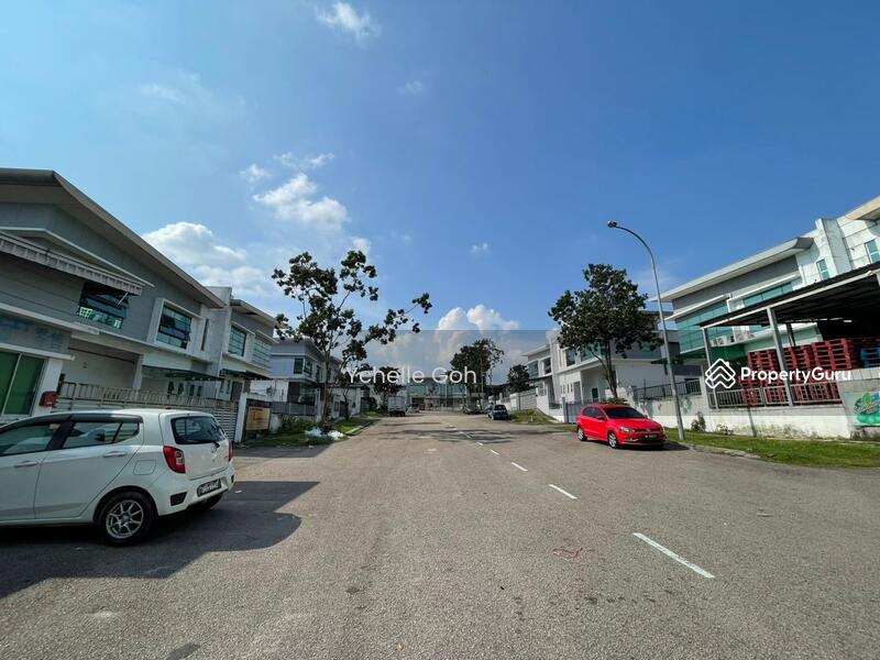 For Sale - Taman Kempas Utama