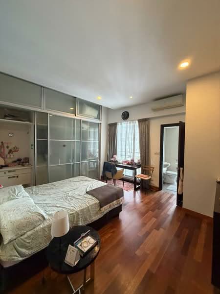 Kondominium untuk Dijual di 9 Bukit Utama Condominium - Ivan Kok - Bedroom - PropertyGuru.com.my