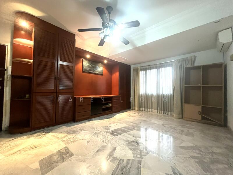 For Sale - Villa Flora