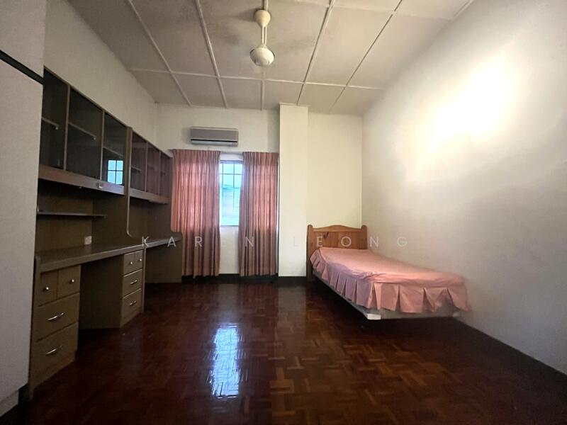 For Sale - Villa Flora