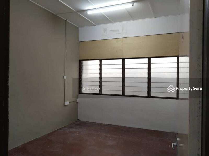 Untuk Disewa - AYER ITAM -ZOO ROAD , 2/terrace for rent , newly repaint